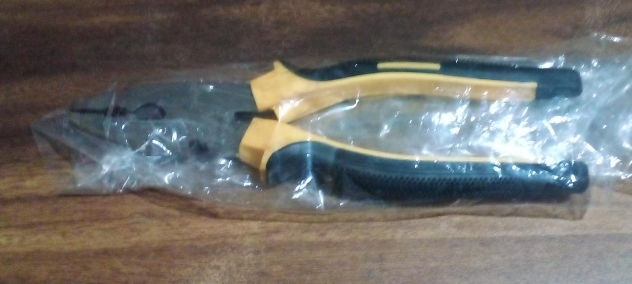 1698 Wire Beading Featured Repair Tool Serrated reliable efficacy Jaws Combination Cutting Plier, Sturdy Steel Combination Plier for Home & Professional Use 1pc 1698 Wire Beading Featured Repair Tool Serrated reliable efficacy Jaws Combination Cutting Plier, Sturdy Steel Combination Plier for Home & Professional Use 1pc